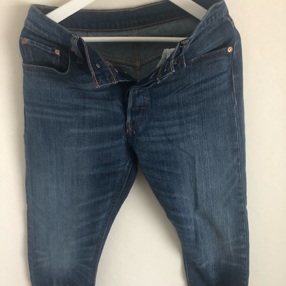 Levi’s - Picture 2 of 3